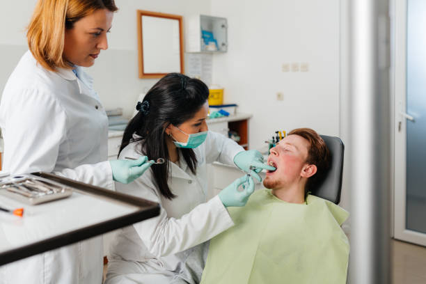 Best Emergency Tooth Extraction  in Lineville, AL